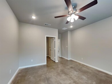 612 Porcupine Dr, Springtown, TX 76082 - photo 6