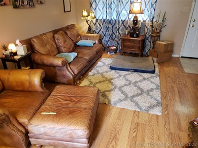 1129 Bolton St, Ada, OK 74820 - photo 5