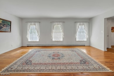 8 Woodruff Way, Columbia, NJ 07832 - photo 5