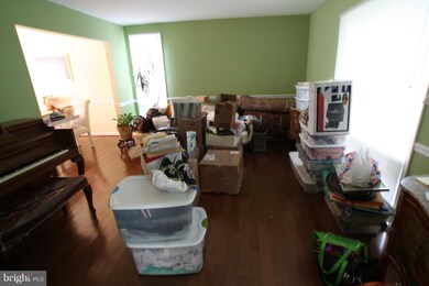 15108 Dufief Dr, North Potomac, MD 20878 - photo 2