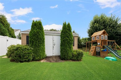 2 Englewood Rd, Coventry, RI 02816 - photo 6