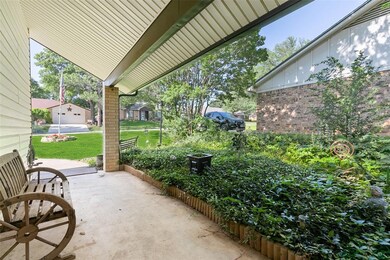 713 Glenhaven Dr, Hurst, TX 76054 - photo 2