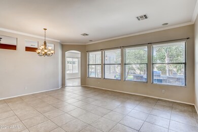 4-680182715-06 Living Room