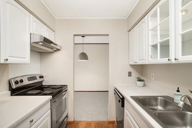 2210 Midland Grove Rd unit 306, Roseville, MN 55113 - photo 5