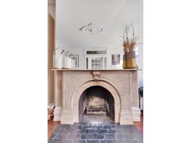 262 W 11th St, New York, NY 10014 - photo 3