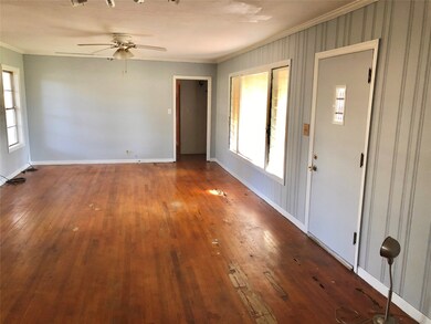 3201 14th St, Bay City, TX 77414 - photo 7