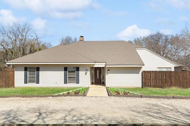 901 E Ryan Rd, Denton, TX 76210 - photo 4