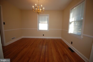 852 Benge Rd, Hockessin, DE 19707 - photo 7