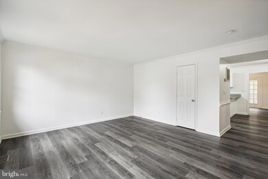 9704 Dominion Forest Cir, Fredericksburg, VA 22408 - photo 4