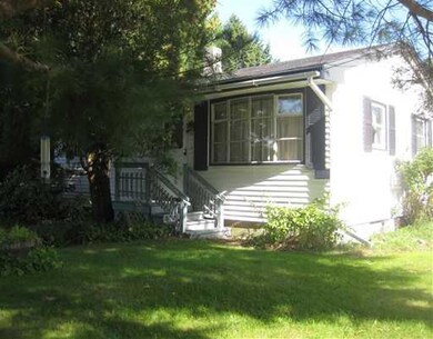Exterior Front. Good tree coverage...