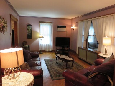 7584 Amboy Road 095