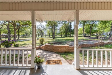 806 J e Woody Rd, Springtown, TX 76082 - photo 5