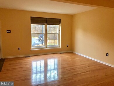 324 S Bridlewood Dr, Newark, DE 19702 - photo 5