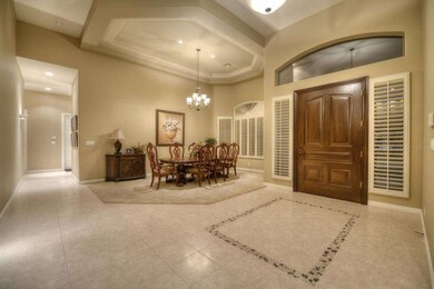 003_Dining-Foyer