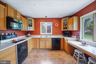 2059 Matsons Cir, Villanova, PA 19085 - photo 3