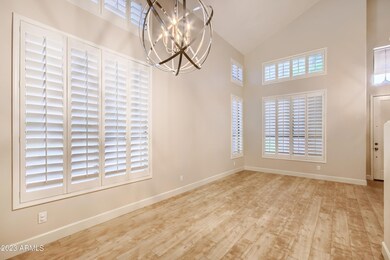 10 Dining Room-2