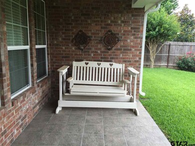 1911 1911 Hollyglen Dr, Tyler, TX 75703 - photo 7