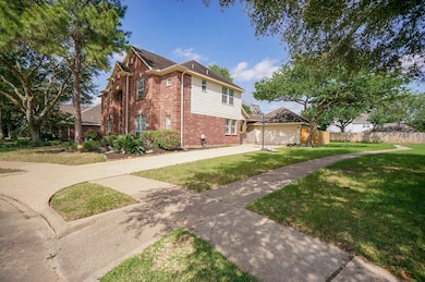 8923 Apple Mill Dr, Houston, TX 77095 - photo 3