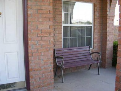 13700 Paseo Del Mar Dr, El Paso, TX 79928 - photo 2