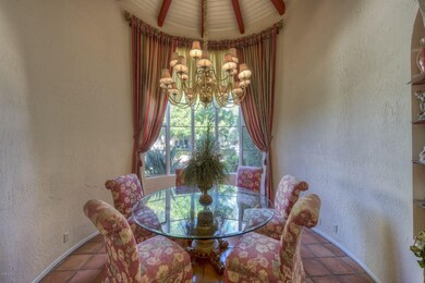 006_Dining Area