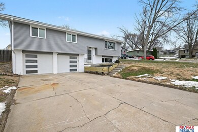 20116 Binney Cir, Elkhorn, NE 68022 - photo 7