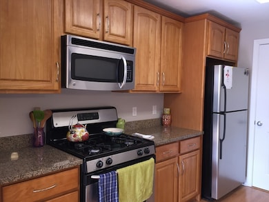 545 Page St unit 308, Stoughton, MA 02072 - photo 6