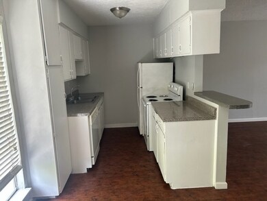 936 Heights Blvd unit 11, Houston, TX 77008 - photo 2