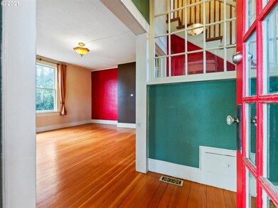 2304 17th Ave, Forest Grove, OR 97116 - photo 3