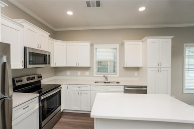 1700 45th St S, Saint Petersburg, FL 33711 - photo 6