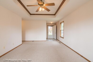 1250 Bluegrass-9