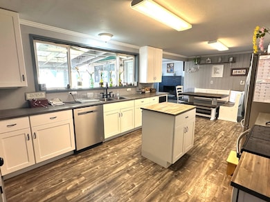 943 S H St, Lakeview, OR 97630 - photo 4