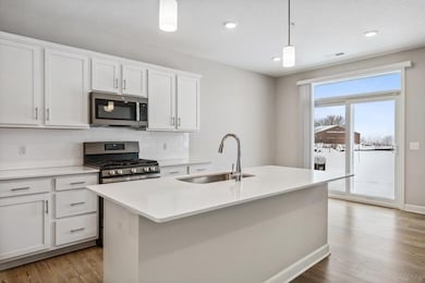 9482 4th St N, Lake Elmo, MN 55042 - photo 3