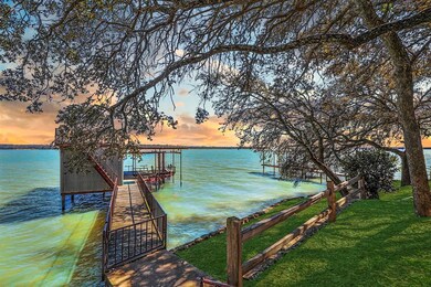 6916 Quarteroaks Dr, Azle, TX 76020 - photo 3