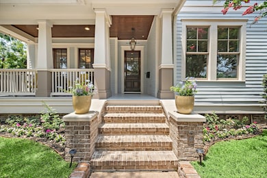 611 E 10th St, Houston, TX 77008 - photo 3