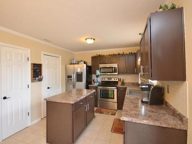 2550 Monarchy Ln, Greenwood, IN 46143 - photo 6