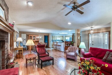 6 Matney Ln, Bella Vista, AR 72715 - photo 2