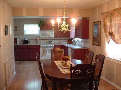 1766 Ferris Rd, Columbus, OH 43224 - photo 6