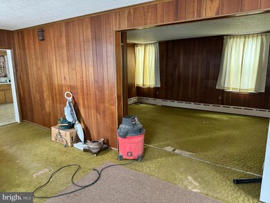 42 Chestnut St, Mohnton, PA 19540 - photo 3