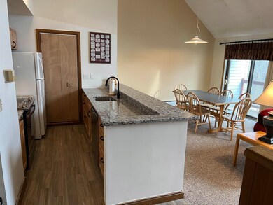 C-32 8j Sportscenter Village Way, Dover, VT 05356 - photo 5