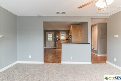 103 E Avenue C, Copperas Cove, TX 76522 - photo 5