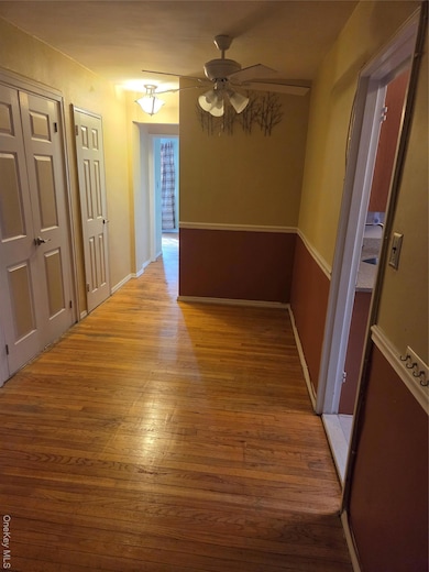 The Alpine unit A34, Hollis, NY 11423 - photo 6