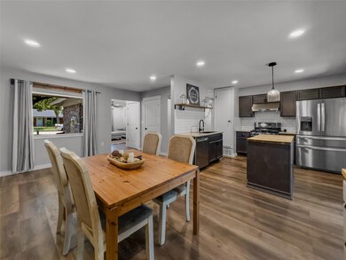 1137 Jerry Ln, Bedford, TX 76022 - photo 3