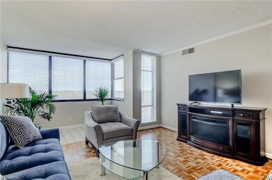 The Hampshire unit 903, Greensboro, NC 27401 - photo 2