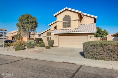 3-web-or-mls-W Mockingbird Dr-001