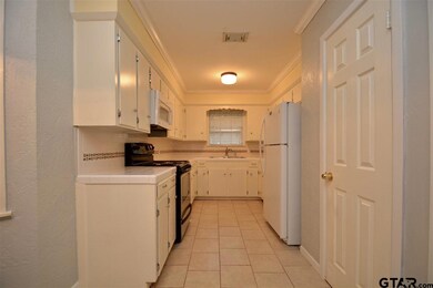 3721 3721 Darrell Ln, Tyler, TX 75701 - photo 4