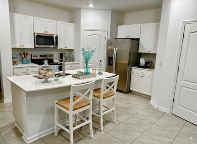 303 Redbud Rd, Palm Coast, FL 32137 - photo 2