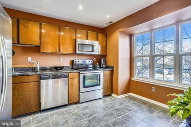 4164 Pleasant Meadow Ct unit 107G, Chantilly, VA 20151 - photo 5