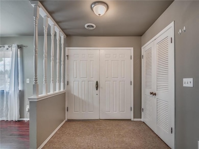 6121 Kingston Rd, Oklahoma City, OK 73122 - photo 5