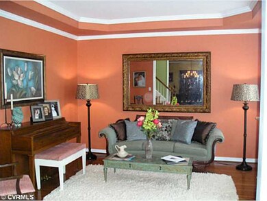 Living Room - Tray ceiling.