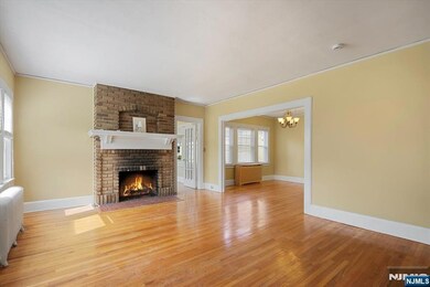 422 Valley Rd, Montclair, NJ 07043 - photo 5